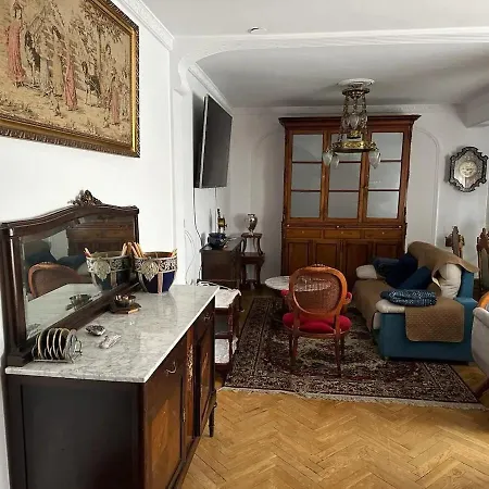 Piso Amplio Y Confortable En Ramon Ferreiro شقة