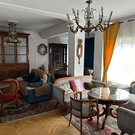 شقة Piso Amplio Y Confortable En Ramon Ferreiro لوغو